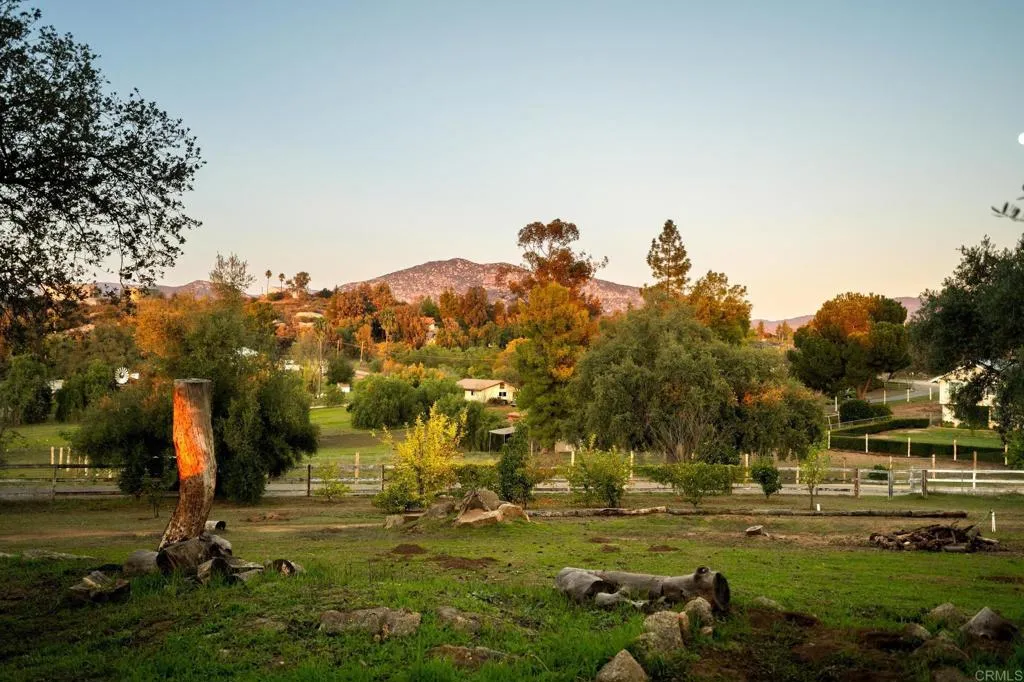 19161 Paradise Mountain Road, Valley Center, California 92082 home-pic-31